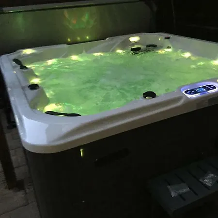 Thailand Lounge Whirlpool Sauna Apartament Geesthacht